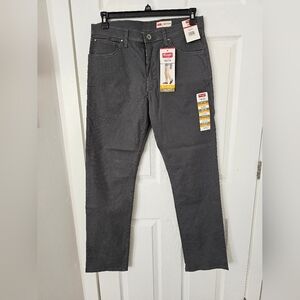 Wrangler slim fit straight leg pants. Size 32x32